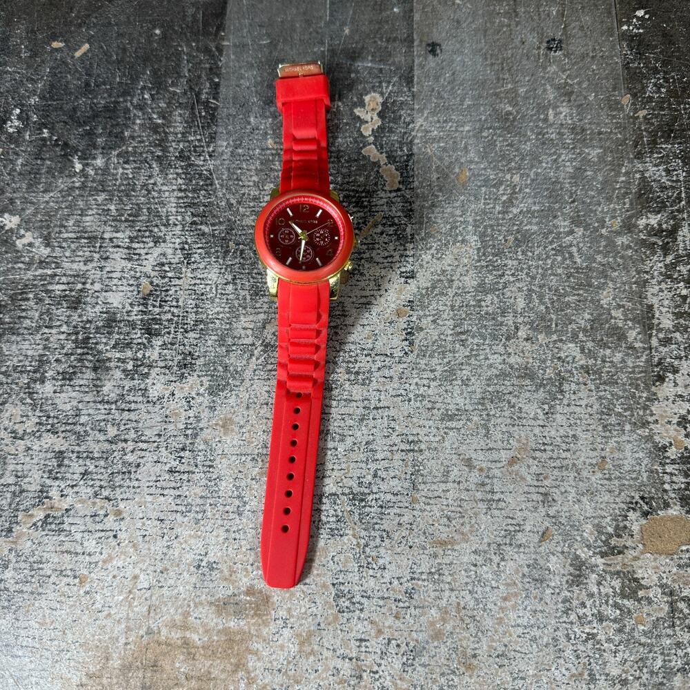 Michael Kors MK-P106G Watch. Red - Tested‎